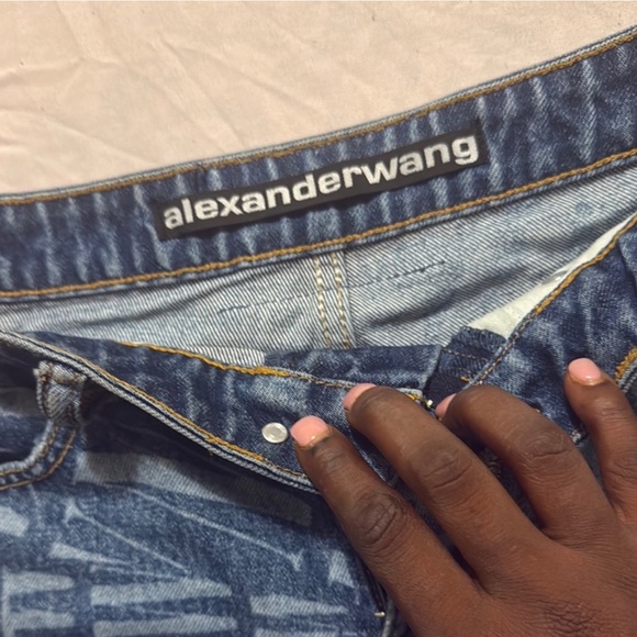 Shorts - Picture 1 of 3